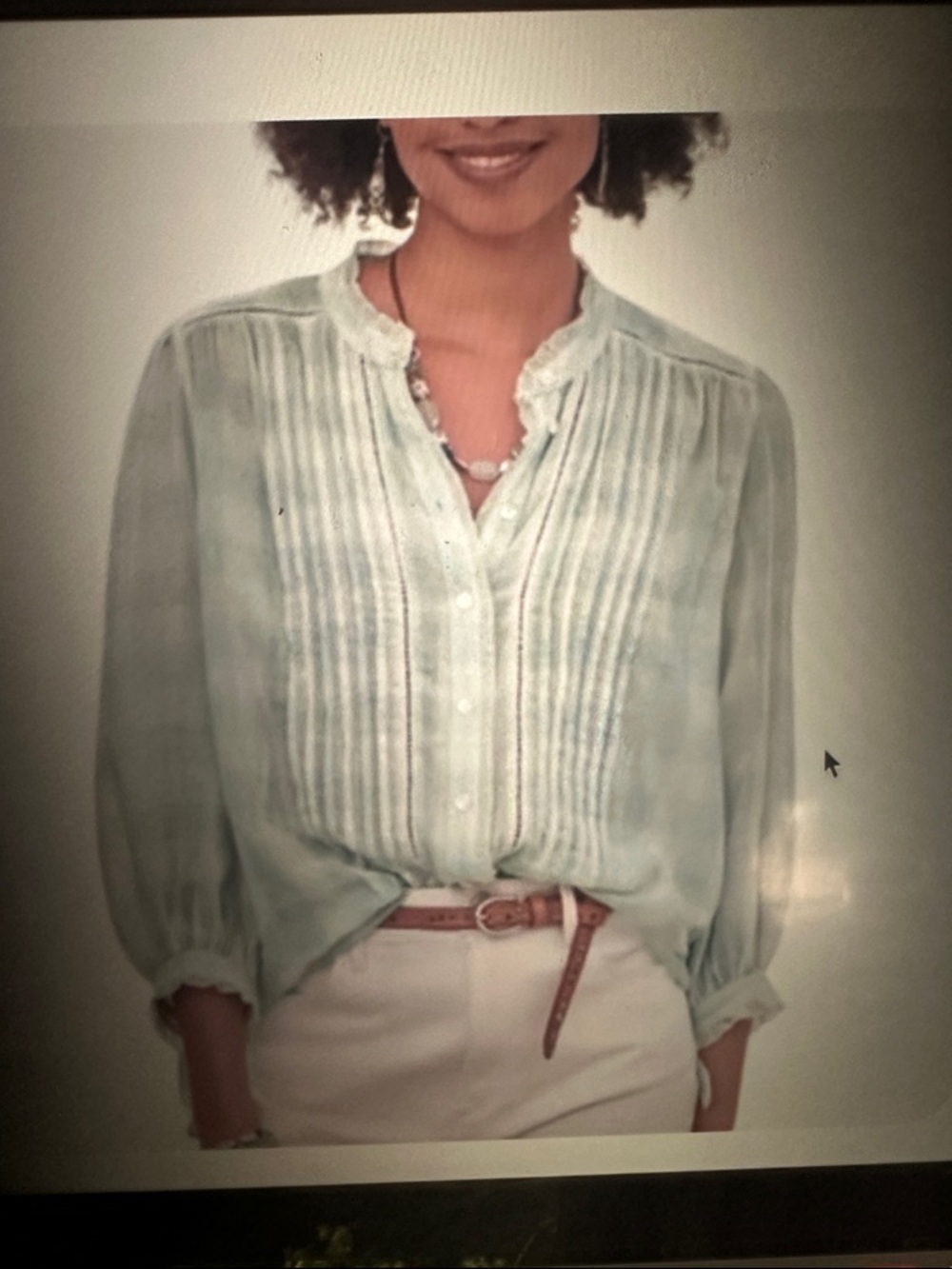 Women’s Sundance Light Blue Gingham Pintuck Button-Front Blouse, size Large